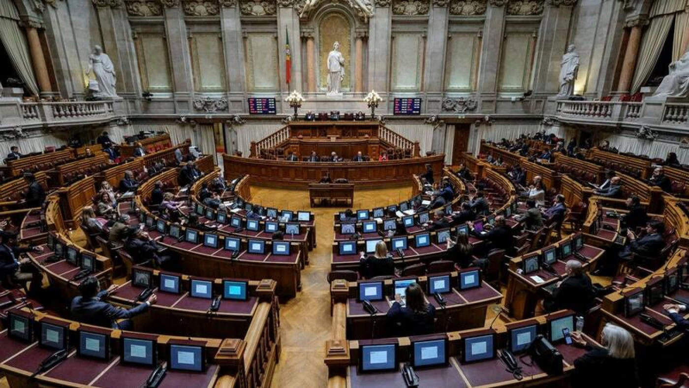 Parlamento chumba referendo à eutanásia