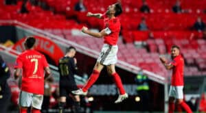 Benfica vence Standard Liège e lidera grupo D da Liga Europa