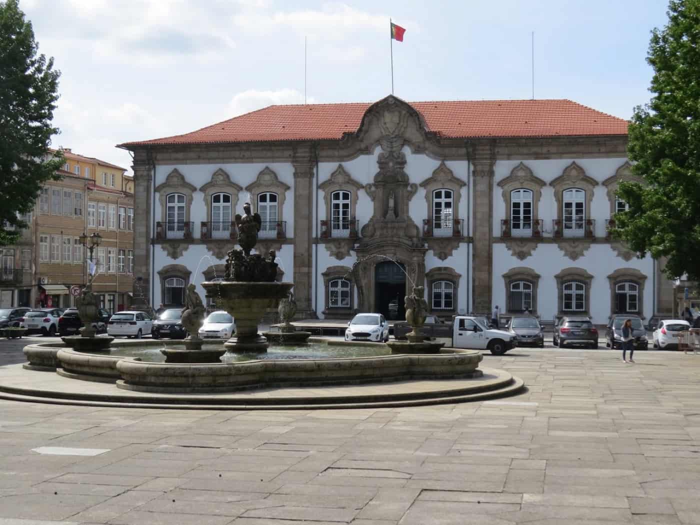 Taxas municipais em Braga aumentam quase 1% em 2021