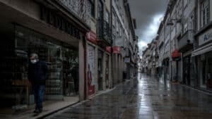 Braga com 704 casos activos e 1700 pessoas em vigilância