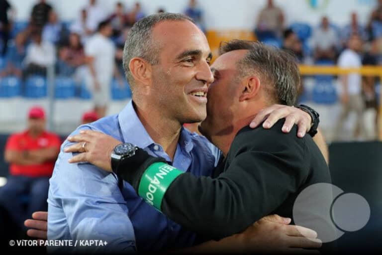 Carvalhal e João Pedro Sousa promovem revoluções nos 11’s iniciais