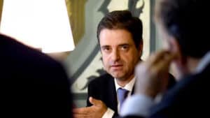 "Confinamento obrigatório aos fins-de-semana é uma medida excessivamente gravosa"