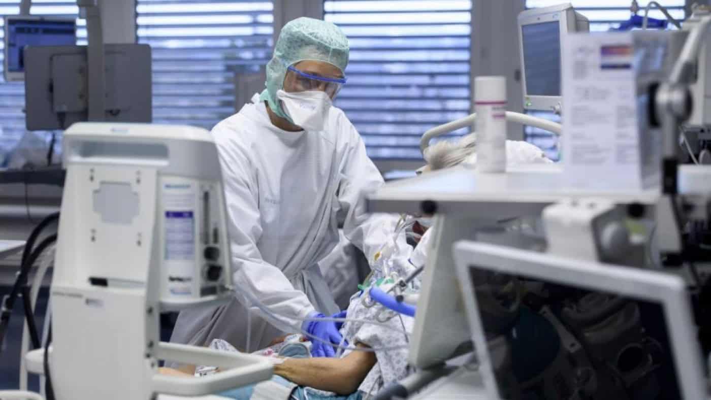 SNS perdeu 278 médicos em exclusividade no ano da pandemia