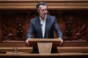 Iniciativa Liberal afirma que PR quer renovar estado de emergência