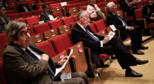 Especialistas e políticos avaliam situação epidemiológica na quinta-feira