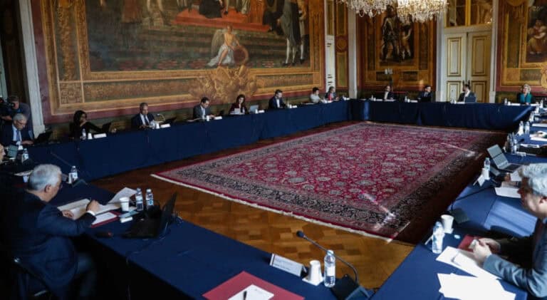 Conselho de Ministros já está reunido para definir novas medidas