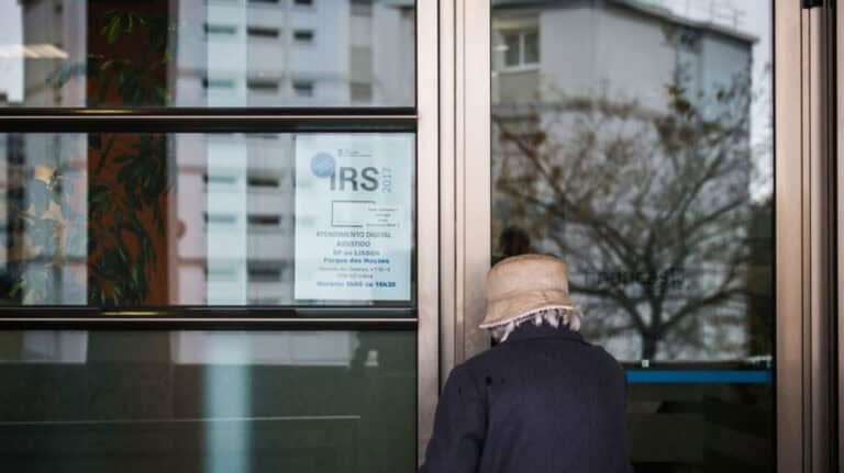 IRS: Tabelas de retenção na fonte para 2021 prontas na próxima semana&nbsp;