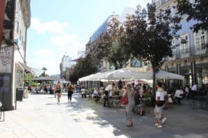 Restrições no comércio. "O Governo está a tentar fazer uma equação impossível"