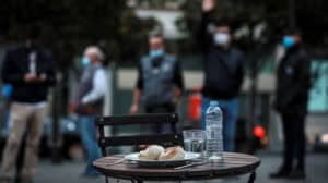 Executivo aprova uma de quatro propostas do PS de apoio à restauração e comércio