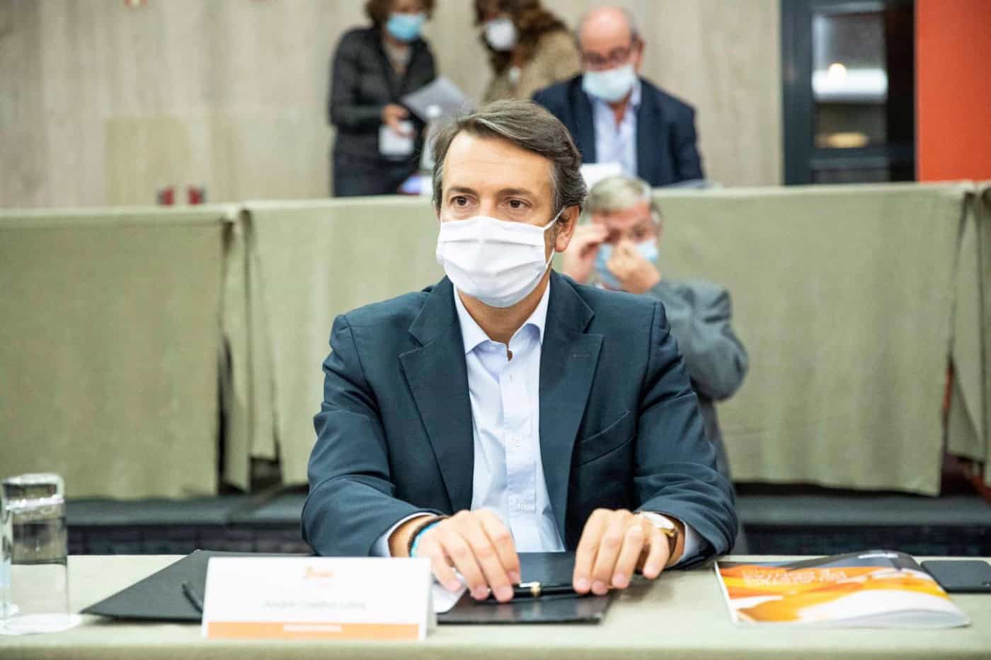 Vice do PSD esteve no centro de Guimarães, mas arrepende-se