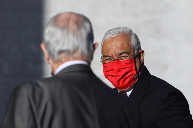 Costa afirma que medidas para travar pandemia estão a produzir resultados, mas afasta alívio de restrições