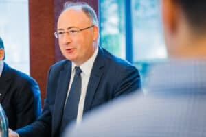 InvestEU vai mobilizar mais de 400 mil milhões de euros nos próximos sete anos