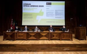 Pandemia levantou várias questões éticas mas pode ser encarada como "oportunidade"