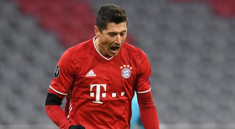 Lewandowski supera Ronaldo e Messi e é eleito o melhor jogador do mundo