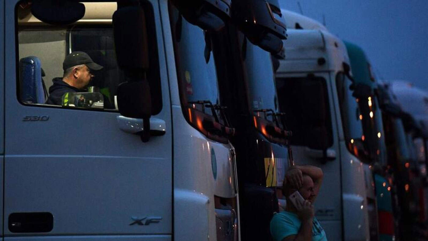 França e Reino Unido chegam a acordo para reabrir fronteiras