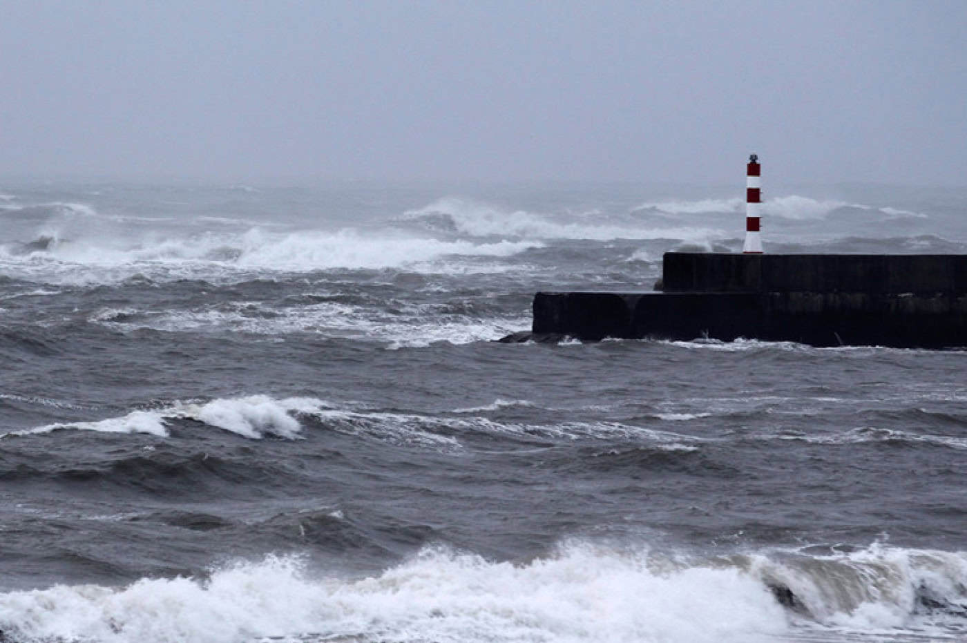 IPMA prolonga aviso laranja de agitação marítima em sete distritos
