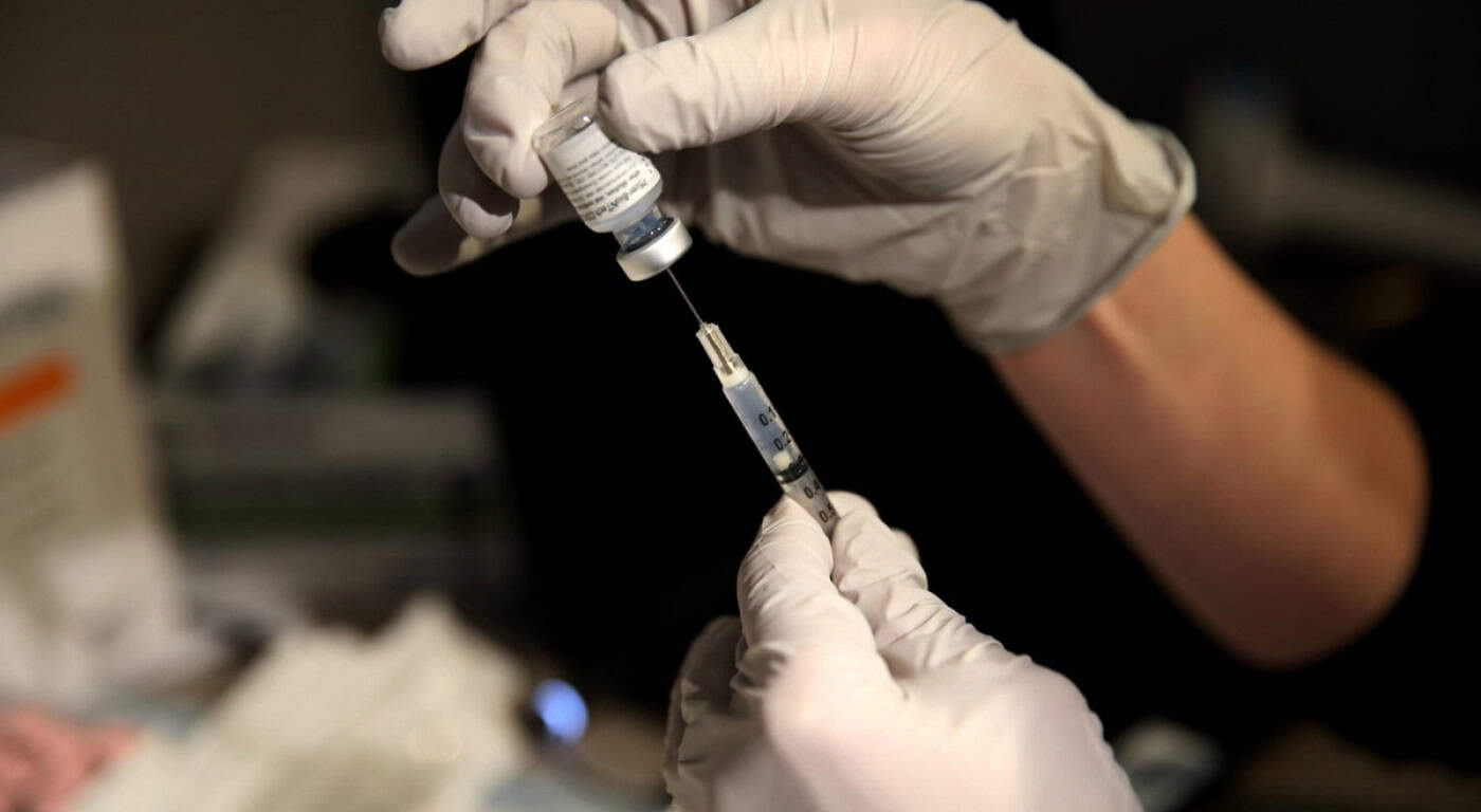 Bruxelas garante mais 300 milhões de doses da vacina Pfizer-BioNTech