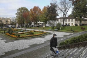 Portugal volta a passar barreira dos 10 mil novos casos num dia e 118 mortes