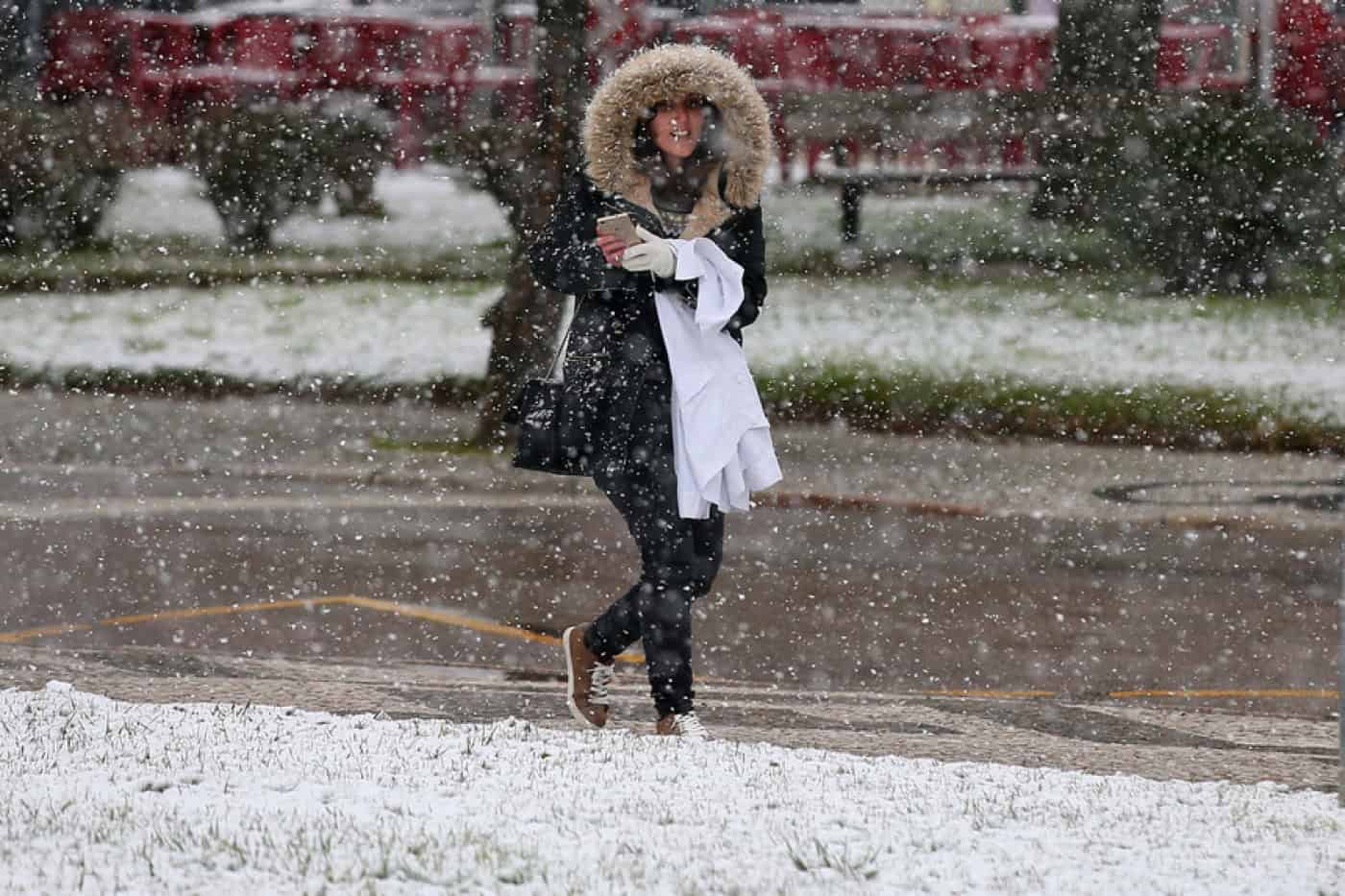 Frio mantém Portugal em alerta até terça-feira