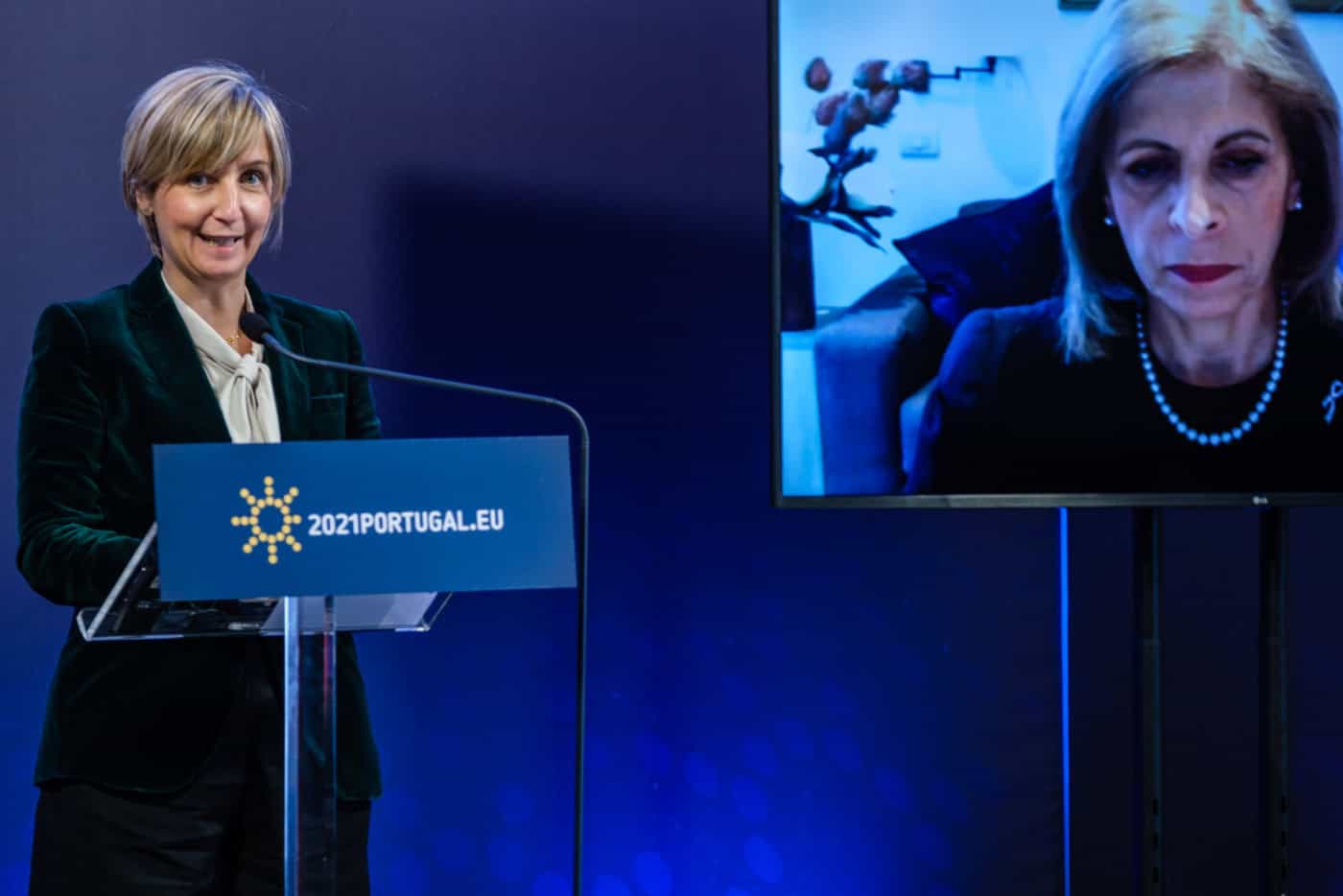 Ministros da Saúde da UE admitem "preocupação" com nova variante do vírus