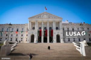 Adiada votação na especialidade da lei da Eutanásia no parlamento