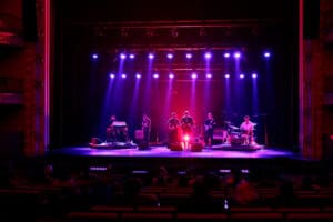 Cultura volta a parar