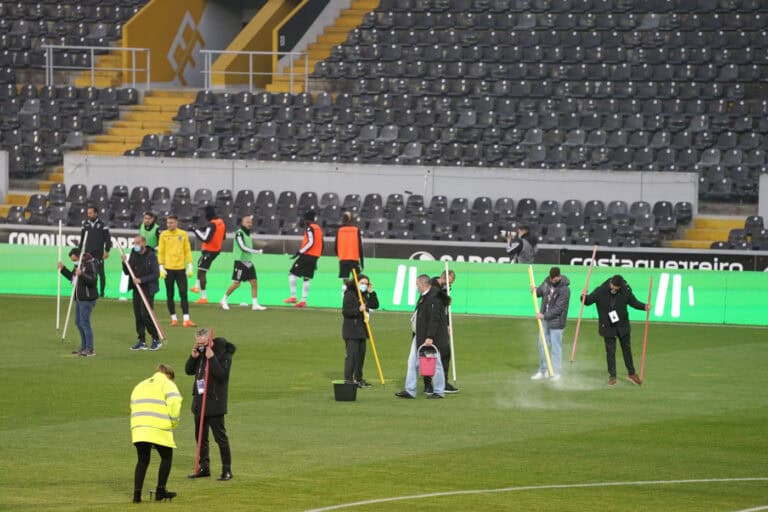 Adiado pela segunda vez.&nbsp;Vitória SC -Farense reagendado para 17 de fevereiro