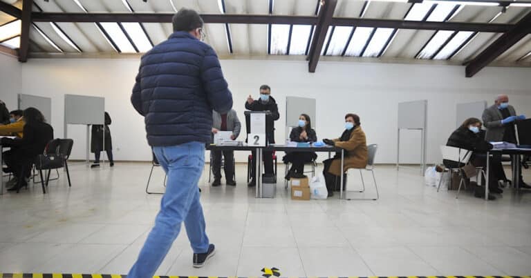 Presidenciais. Mudança de local das secções de voto em Real e Dume