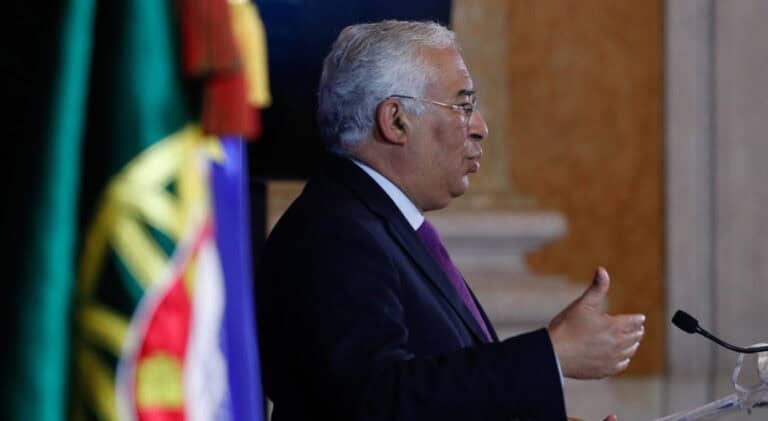 Comércio com horário limitado. Mais policiamento e fiscalização