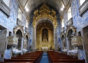 Padres de Braga defendem suspensão das missas