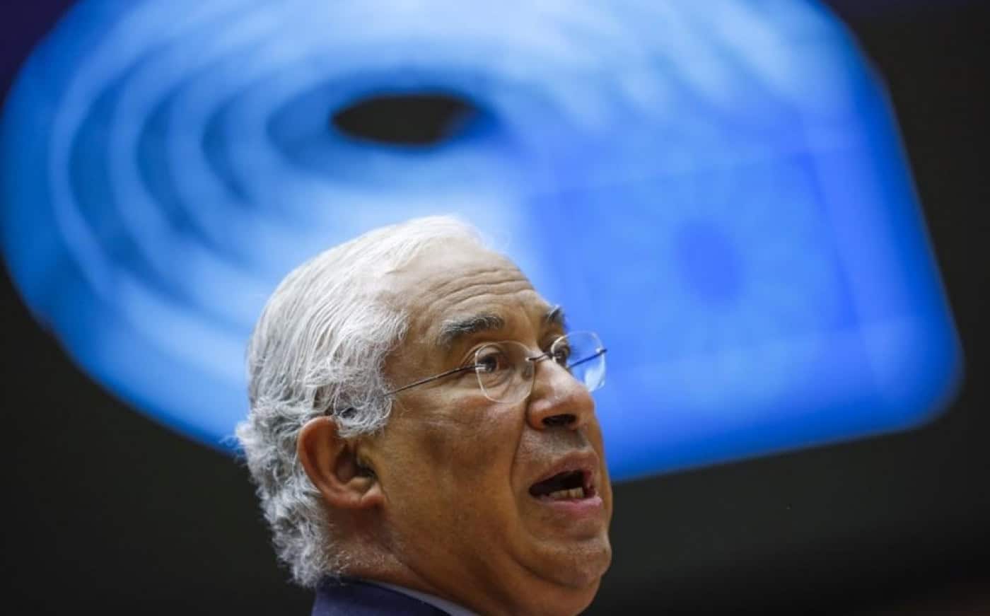 Costa admite inclusão de idosos na lista prioritária para vacinação