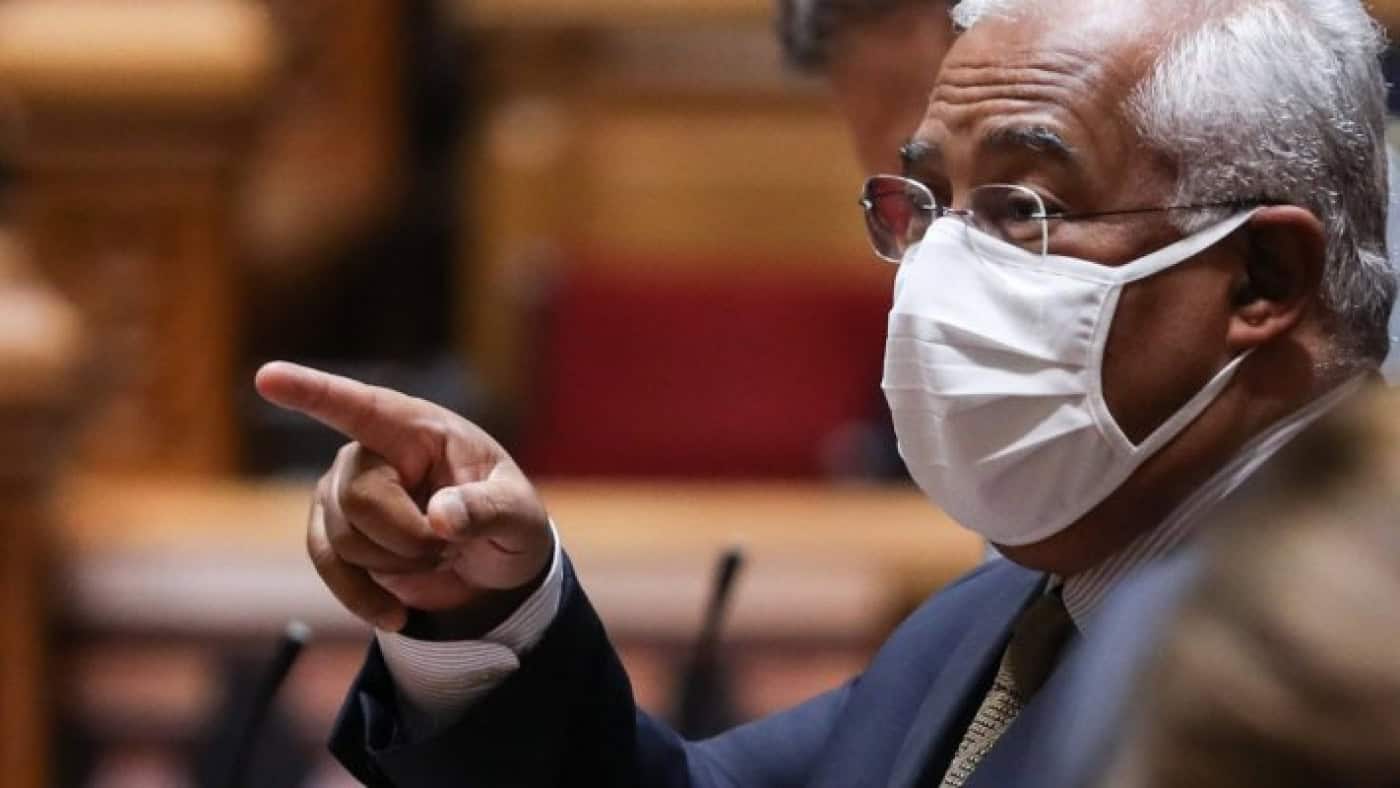 Costa assume números "dramáticos" mas rejeita decidir "conforme as pressões"