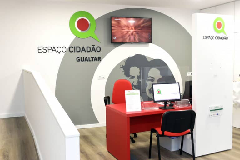 Espaços do Cidadão continuam a funcionar, mas com marcação