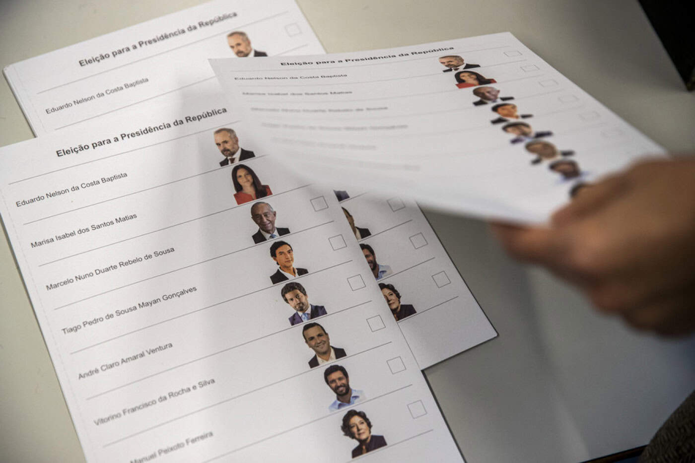 Afluência às urnas até às 16h00 foi de 35,44%