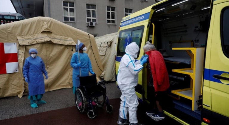 Cientistas criam fórmula para ajudar na deteção precoce de picos da pandemia
