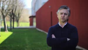 Cientista da UMinho vê estudo sobre grafeno publicado em conceituada revista