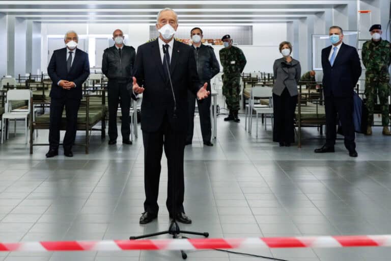 Marcelo diz que estado de emergência deverá ser renovado nos termos em vigor