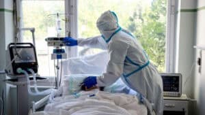 Administrações de hospitais de Lisboa criticam distribuição de doentes