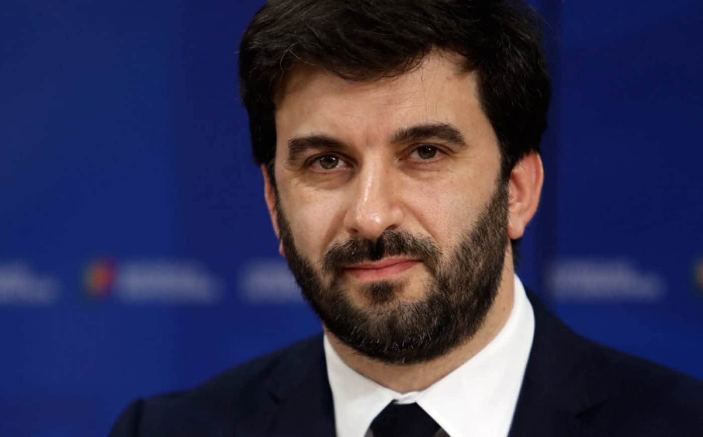 Aulas à distância a partir de 8 de fevereiro