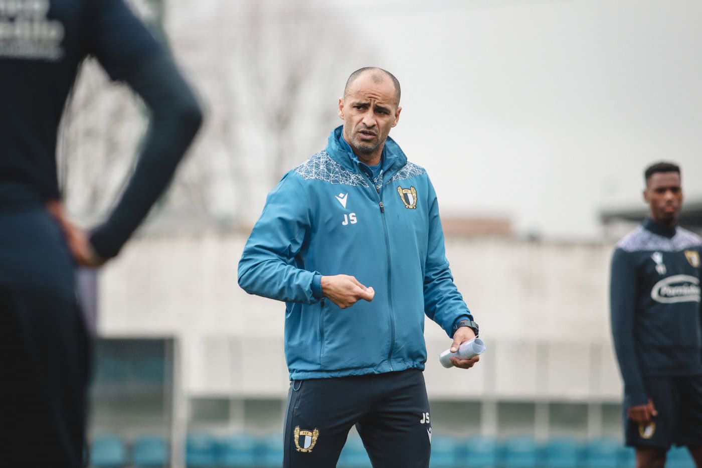 Silas assina pelo Famalicão até 2022