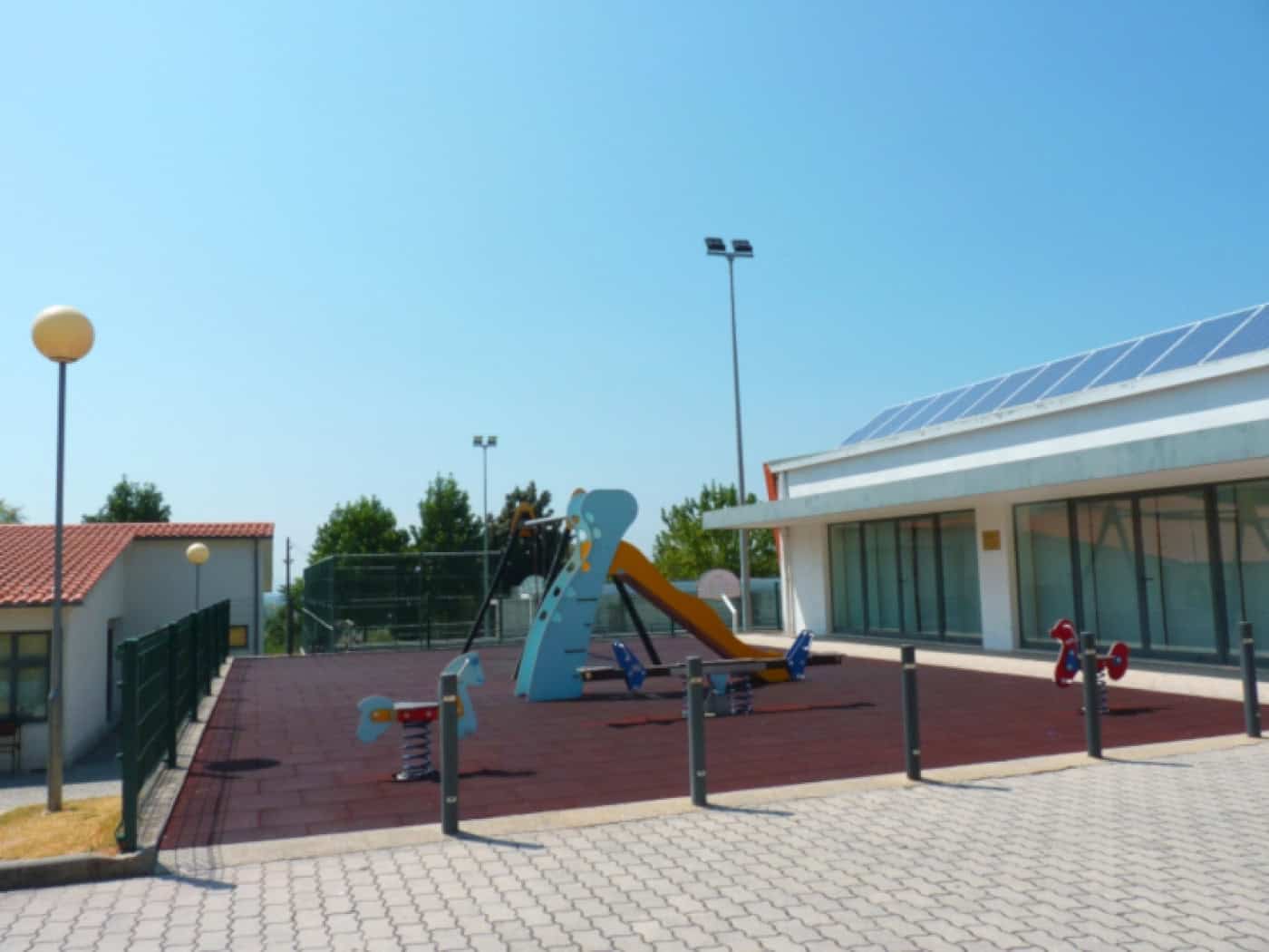 UF de Crespos e Pousada reduz para metade mensalidade de cerca de 80 famílias