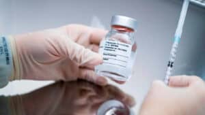 Farmacêuticas GSK e CureVac desenvolvem em conjunto nova vacina&nbsp;