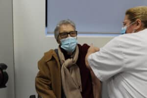 Vacinação arrancou no edíficio sede dos centros de saúde de Braga com 50 utentes