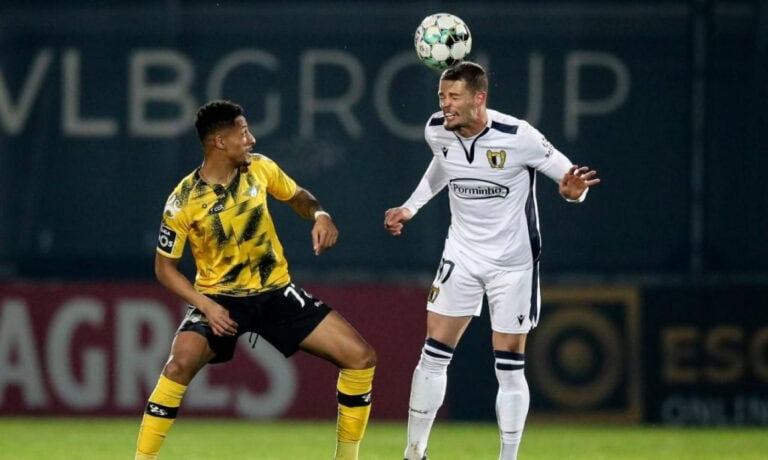 Moreirense vence FC Famalicão na estreia de Silas