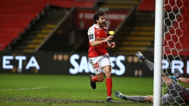 SCB e FCP empatam a duas bolas na Pedreira