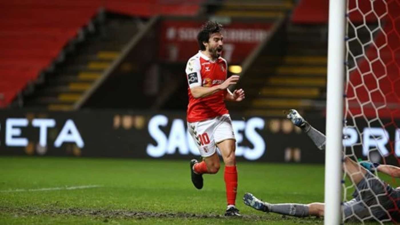 SCB e FCP empatam a duas bolas na Pedreira