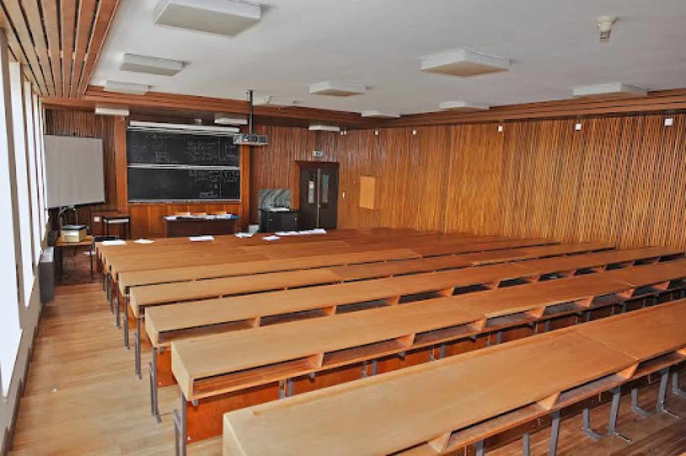 Universidades pagaram 1,25 milhões em suplementos a cargos de gestão em dez anos