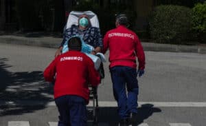 Portugal com mais 90 mortes e 1.303 novos casos de covid-19 em 24 horas 