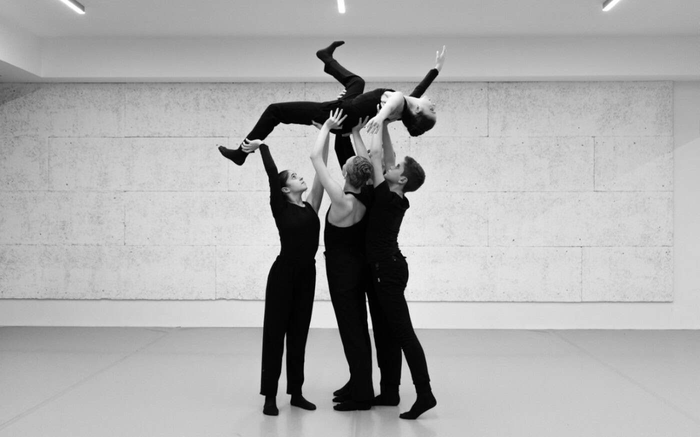 “Encontros, Rendez Vous”. Dança e fado juntos pela mão da Ent´Artes