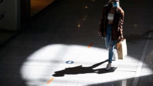 PIB da zona euro cai 6,8% e o da UE 6,4% em 2020 